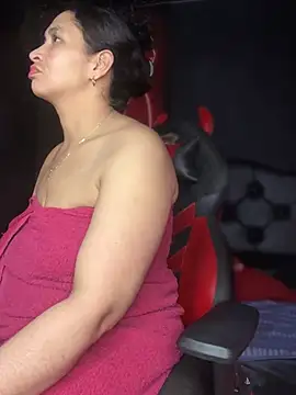 Snapshot of Carola-Ross chatting on 03/20/25, 08:53 Carola-Ross online show from 03/20/25, 08:53