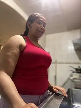 Snapshot of Carola-Ross chatting on 09/30/25, 06:24 Carola-Ross online show from 09/30/25, 06:24