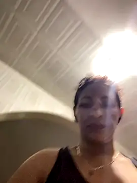 Snapshot of Carola-Ross chatting on 10/06/25, 07:11 Carola-Ross online show from 10/06/25, 07:11