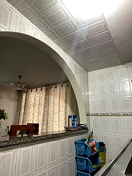 Snapshot of Carola-Ross chatting on 10/24/25, 05:31 Carola-Ross online show from 10/24/25, 05:31