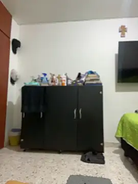 Snapshot of Carola-Ross chatting on 10/26/25, 04:57 Carola-Ross online show from 10/26/25, 04:57