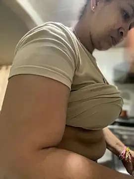 Carola-Ross online show from 03/19/26, 05:17