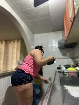 Carola-Ross online show from 04/12/26, 05:07