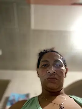 Carola-Ross online show from 04/17/26, 05:38