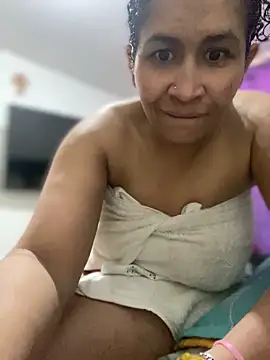 Carola-Ross online show from 04/18/26, 07:07