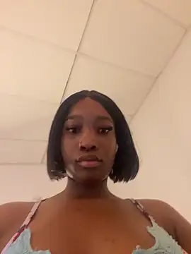 blackgril12 online show from 11/21/25, 11:42