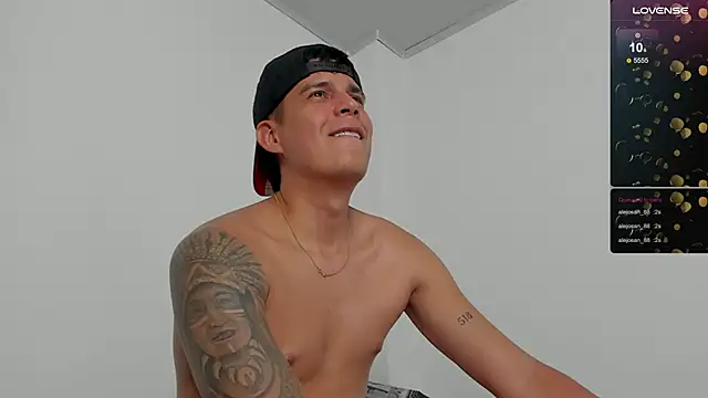 Snapshot of hugosan12 chatting on 03/07/25, 06:46 hugosan12 online show from 03/07/25, 06:46