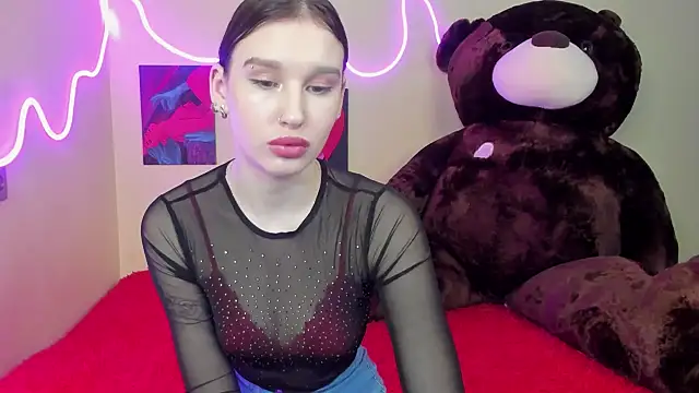 EvelinaLuu online show from 02/12/25, 02:56