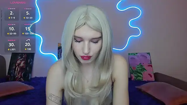 EvelinaLuu online show from 03/04/25, 01:12