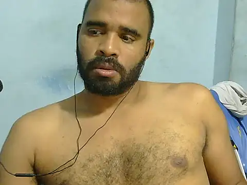 Snapshot of YOX22 chatting on 07/20/26, 12:03 YOX22 online show from 07/20/26, 12:03
