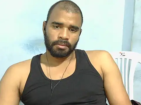 Snapshot of YOX22 chatting on 07/21/26, 12:13 YOX22 online show from 07/21/26, 12:13