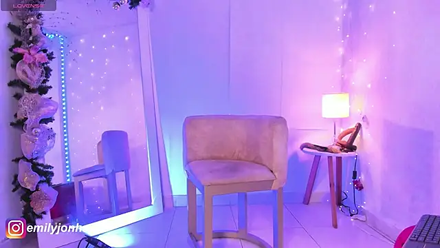 Emylyjonhs online show from 11/29/25, 11:41