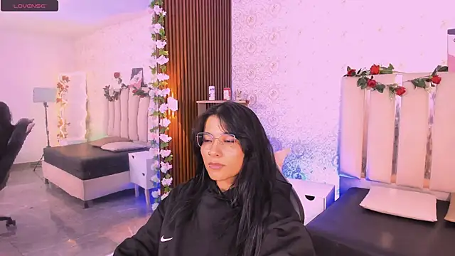 Gaby tay1 online show from 04/28/26, 03:33