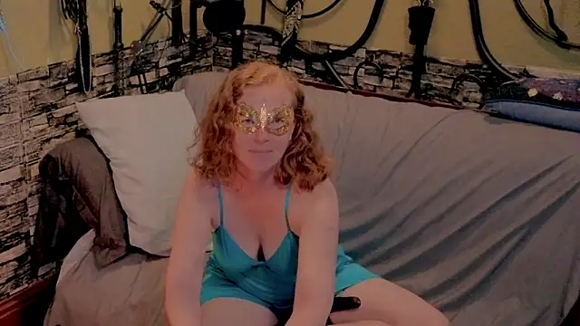 Scarlett Switch online show from 10/01/25, 12:16