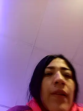 Snapshot of kimbadazz chatting on 02/26/25, 04:25 kimbadazz online show from 02/26/25, 04:25