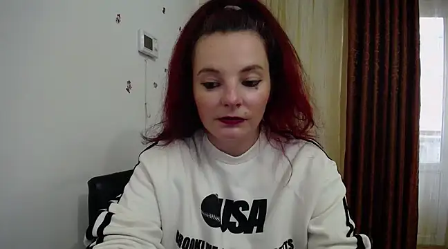 Snapshot of caty33 chatting on 02/17/25, 01:10 caty33 online show from 02/17/25, 01:10