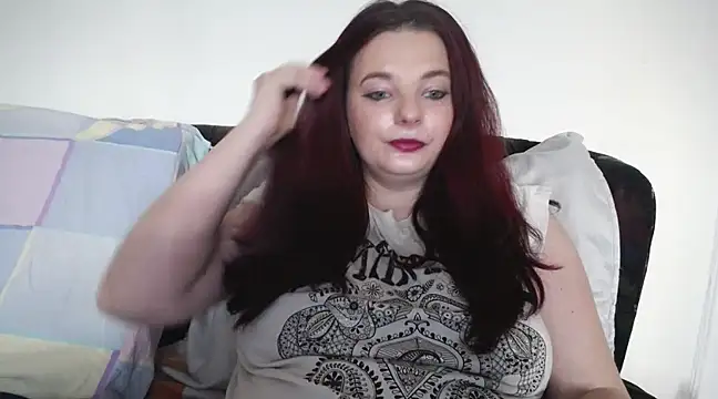 Snapshot of caty33 chatting on 02/18/25, 08:59 caty33 online show from 02/18/25, 08:59