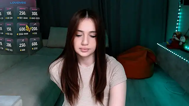 Lea Atreides online show from 11/10/25, 05:28