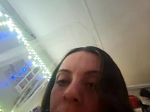 ShysluutGia online show from 02/08/25, 11:33