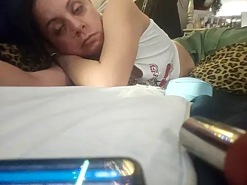 ShysluutGia online show from 02/25/25, 09:02