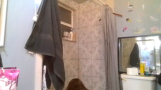 ShysluutGia online show from 10/13/25, 09:42