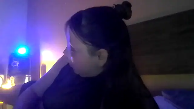 ShysluutGia online show from 02/09/26, 12:09