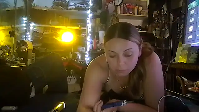 ShysluutGia online show from 03/05/26, 01:51