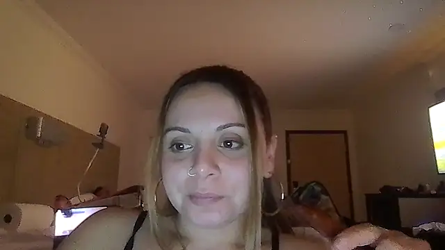 ShysluutGia online show from 04/23/26, 04:35