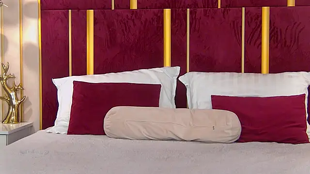 ChloeSins  online show from 03/19/25, 08:45