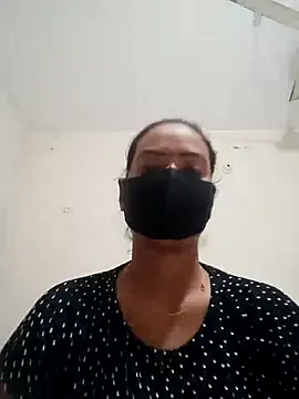 Snapshot of Sexy_pori chatting on 02/17/25, 04:04 Sexy pori online show from 02/17/25, 04:04