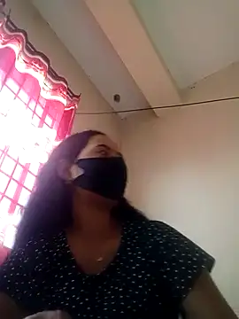 Snapshot of Sexy_pori chatting on 02/19/25, 10:34 Sexy pori online show from 02/19/25, 10:34