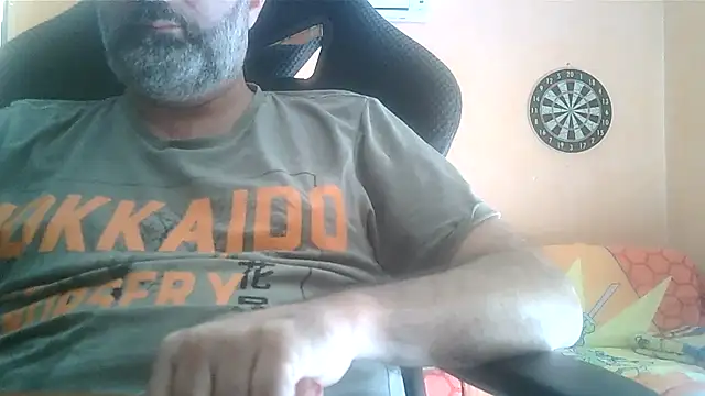 Snapshot of lanata chatting on 10/08/25, 01:20 lanata online show from 10/08/25, 01:20