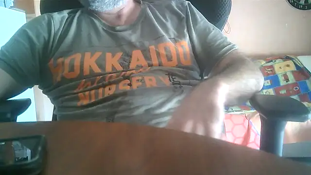 Snapshot of lanata chatting on 10/10/25, 10:58 lanata online show from 10/10/25, 10:58