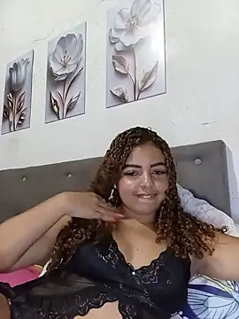Snapshot of jade_Hellena chatting on 06/04/26, 05:08 jade Hellena online show from 06/04/26, 05:08