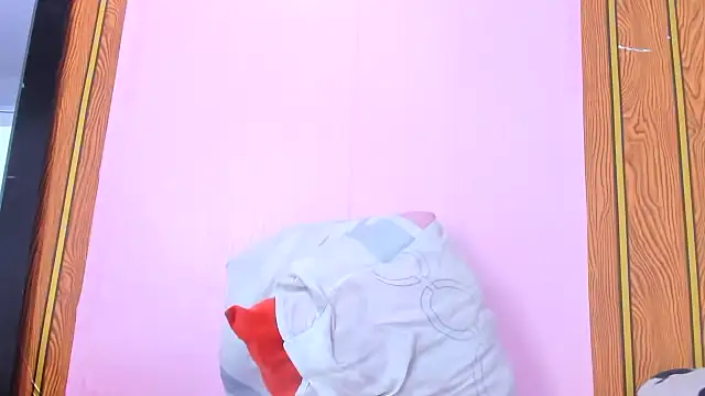 camilagreeco online show from 10/03/25, 01:52