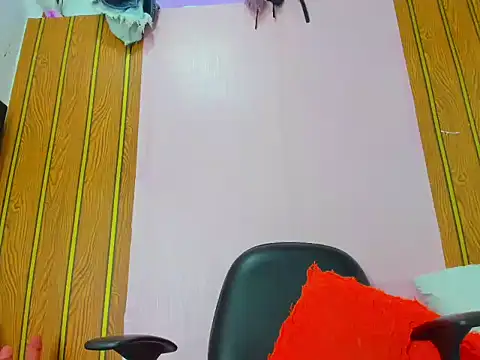 camilagreeco online show from 11/09/25, 01:42