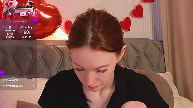 Snapshot of JoYung chatting on 02/17/25, 04:20 JoYung online show from 02/17/25, 04:20