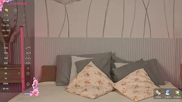 Snapshot of JoYung chatting on 10/16/25, 08:59 JoYung online show from 10/16/25, 08:59