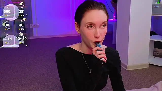 Snapshot of JoYung chatting on 11/28/25, 11:24 JoYung online show from 11/28/25, 11:24