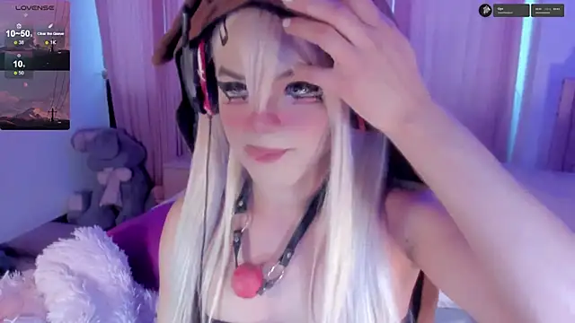 Snapshot of Angelica_Reborn chatting on 03/17/25, 03:47 Angelica Reborn online show from 03/17/25, 03:47