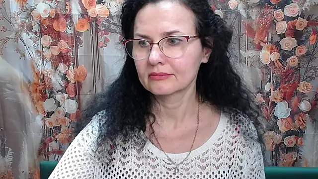 Miroslava Happi online show from 04/23/26, 12:29