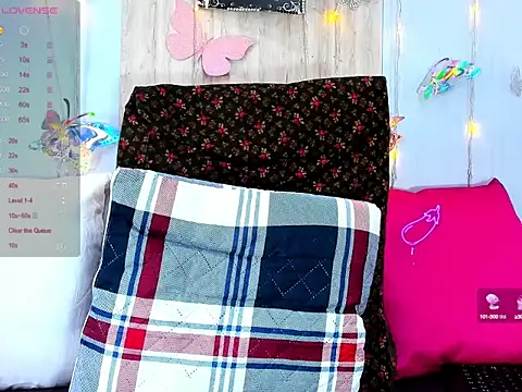 Snapshot of corynatayler chatting on 02/05/25, 10:22 corynatayler online show from 02/05/25, 10:22