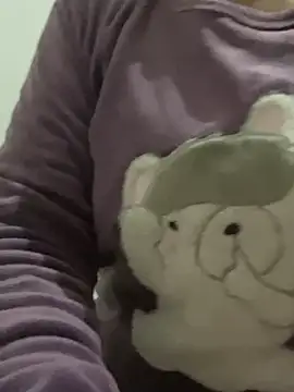 Snapshot of salma74779 chatting on 02/28/25, 05:26 salma74779 online show from 02/28/25, 05:26