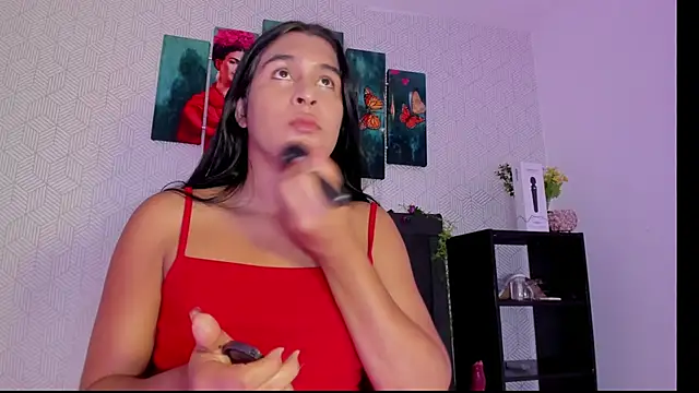 Selena fox7 online show from 09/11/25, 03:50