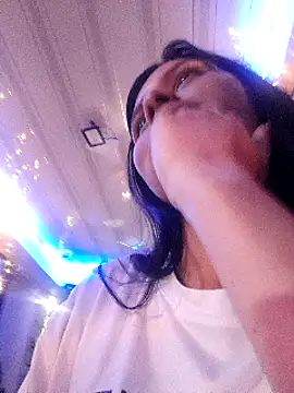 CHLOE ISABELL online show from 03/16/25, 12:23