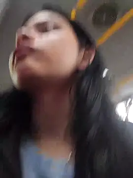 CHLOE ISABELL online show from 03/22/25, 10:59