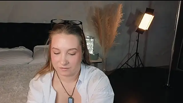 Saint Vicious online show from 10/09/25, 08:29