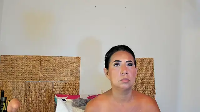 Jackiehmilf52 online show from 07/12/26, 08:44