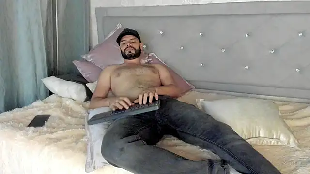 Luke Diaz7 online show from 03/02/25, 03:56