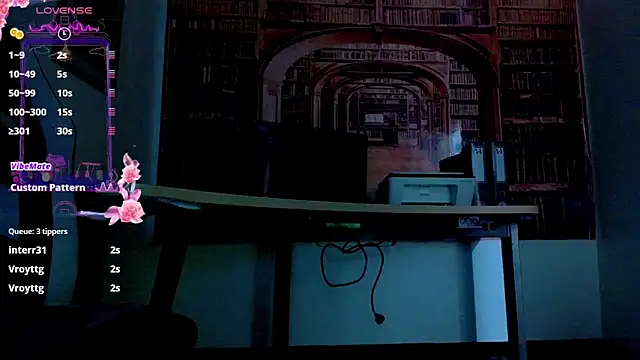 emelly horny  online show from 03/18/25, 11:31